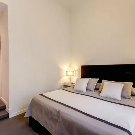 Residenza Bourbon Konukevi 3*