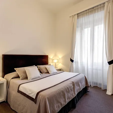 Residenza Bourbon Penzion 3*